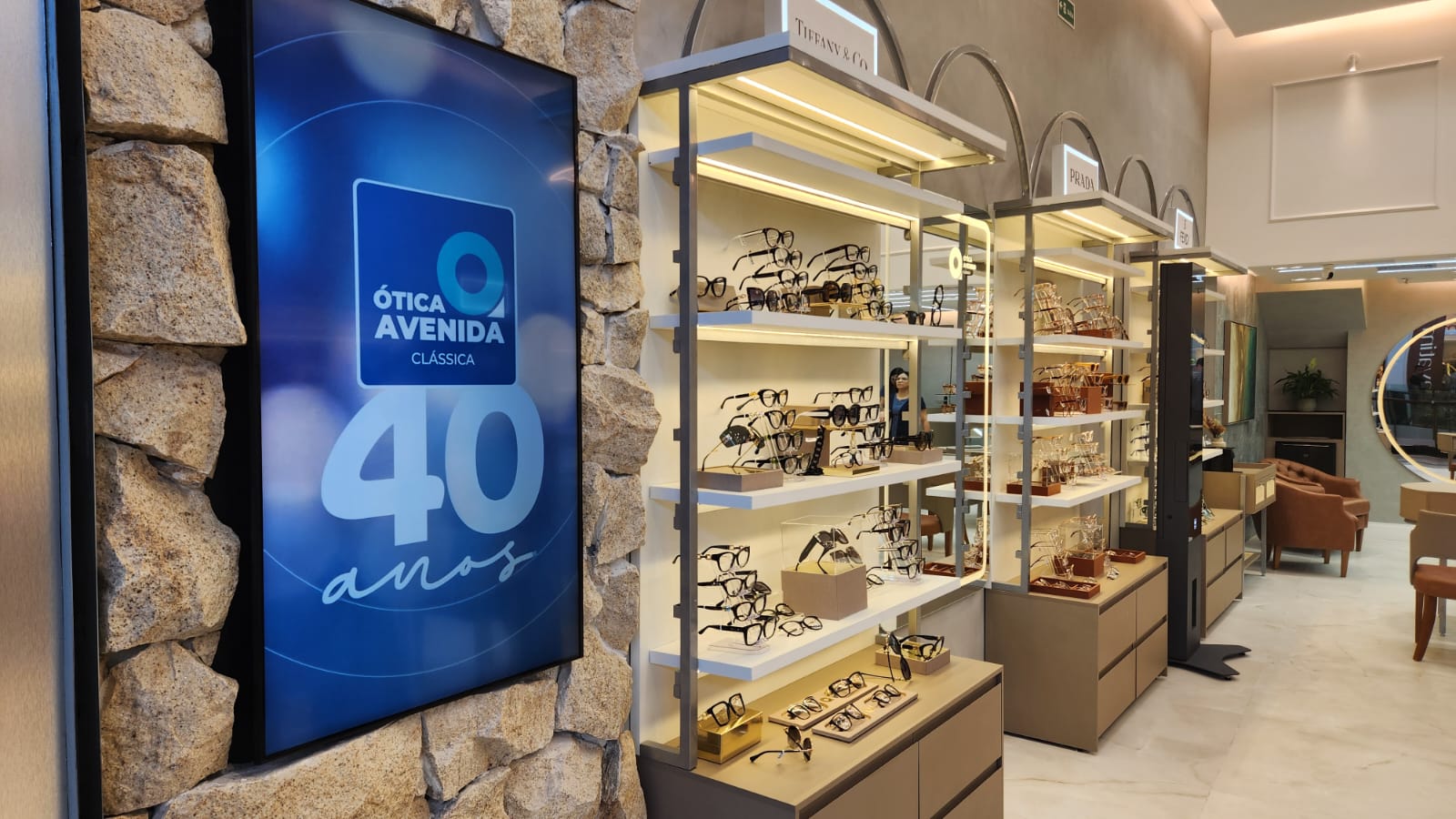 Ótica Avenida reinaugura loja no Manauara Shopping e alcança 15 unidades em Manaus, reforçando foco no mercado premium
